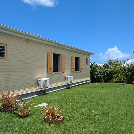 Charmante Villa Creole Climatisee, Jardin Tropical Et Piscine Prives Lamentin Экстерьер фото
