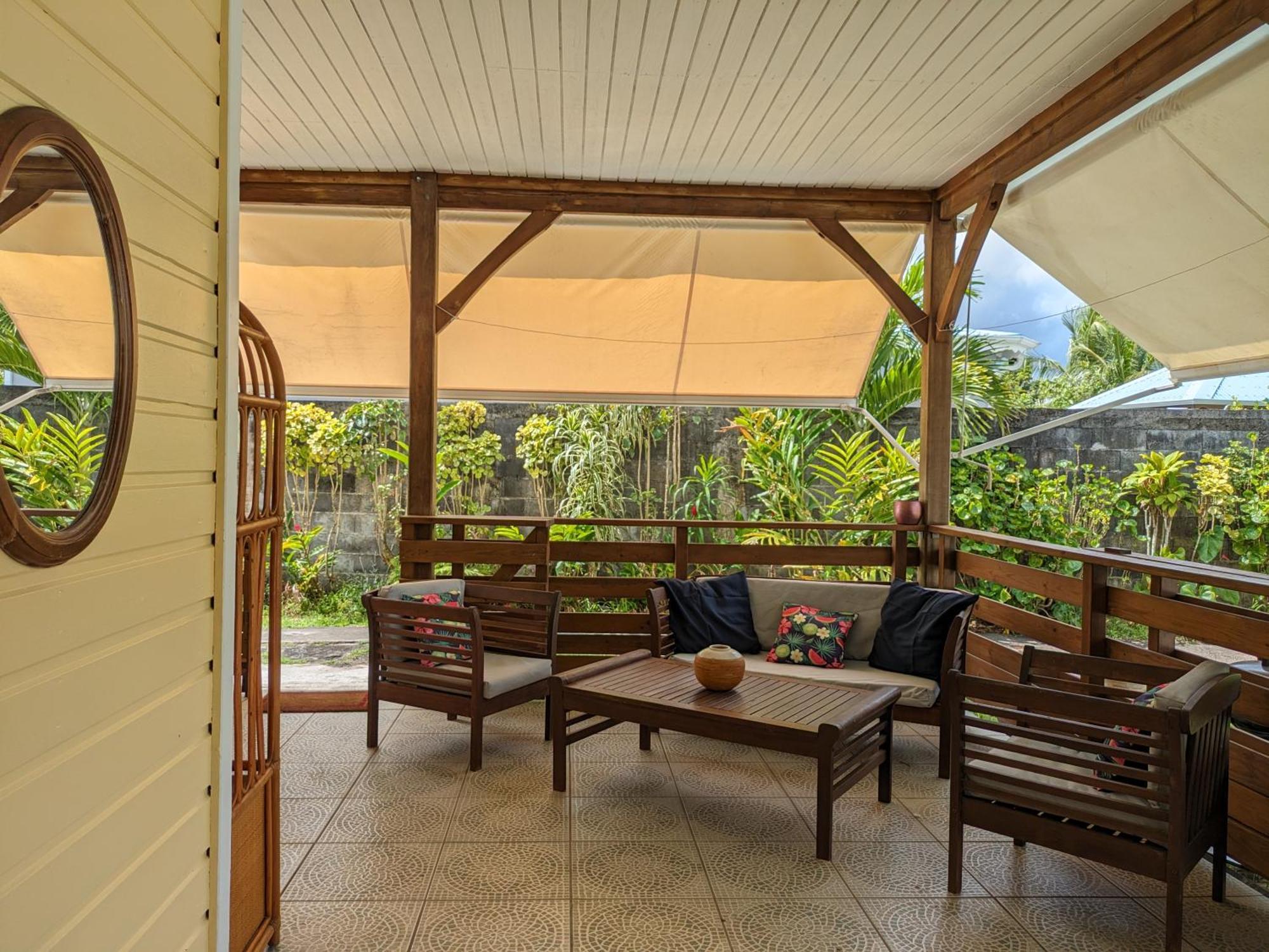Charmante Villa Creole Climatisee, Jardin Tropical Et Piscine Prives Lamentin Экстерьер фото